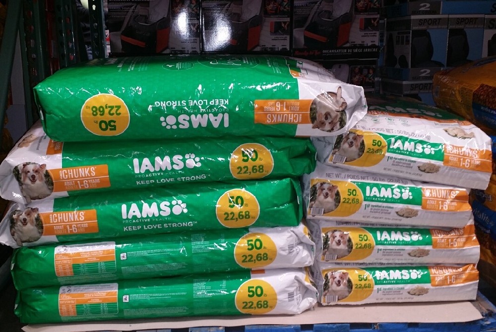 參加第119屆廣交會我司新(xīn)型自粘方包袋引起不小轟動 參加第119屆廣交會我司新型自粘方包袋引起不(bú)小(xiǎo)轟動